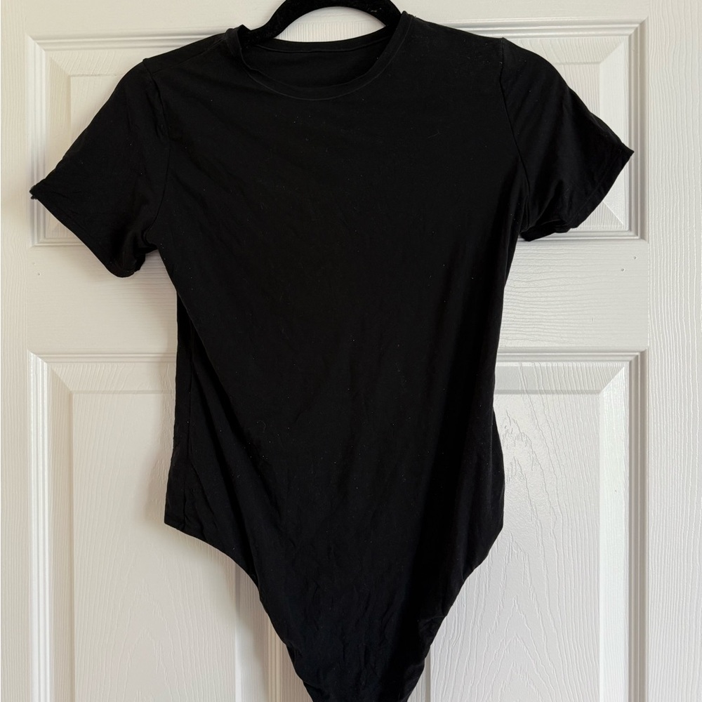 OPEN TO OFFERS!!! Classic Black Short-Sleeve Crewneck Bodysuit